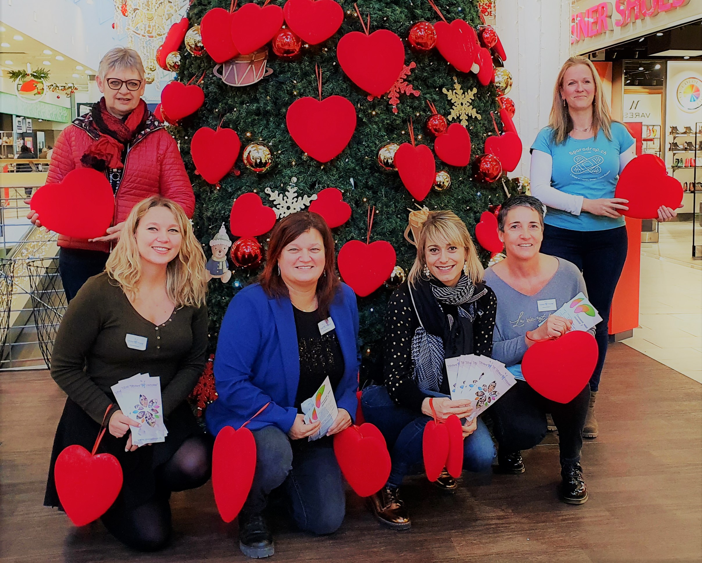 Aujourd'hui démarre l'action Sapins du Coeur chez Manor